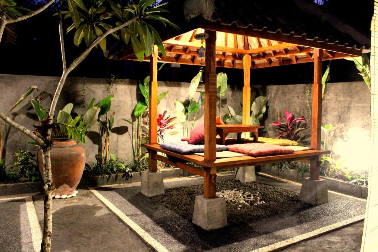 Yasa Backpackers House Ostello Ubud Esterno foto